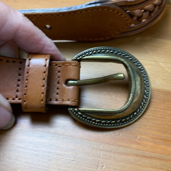 Western or Bohemian Brown leather belt with bronze medallions and buckle - Picture 5 of 8